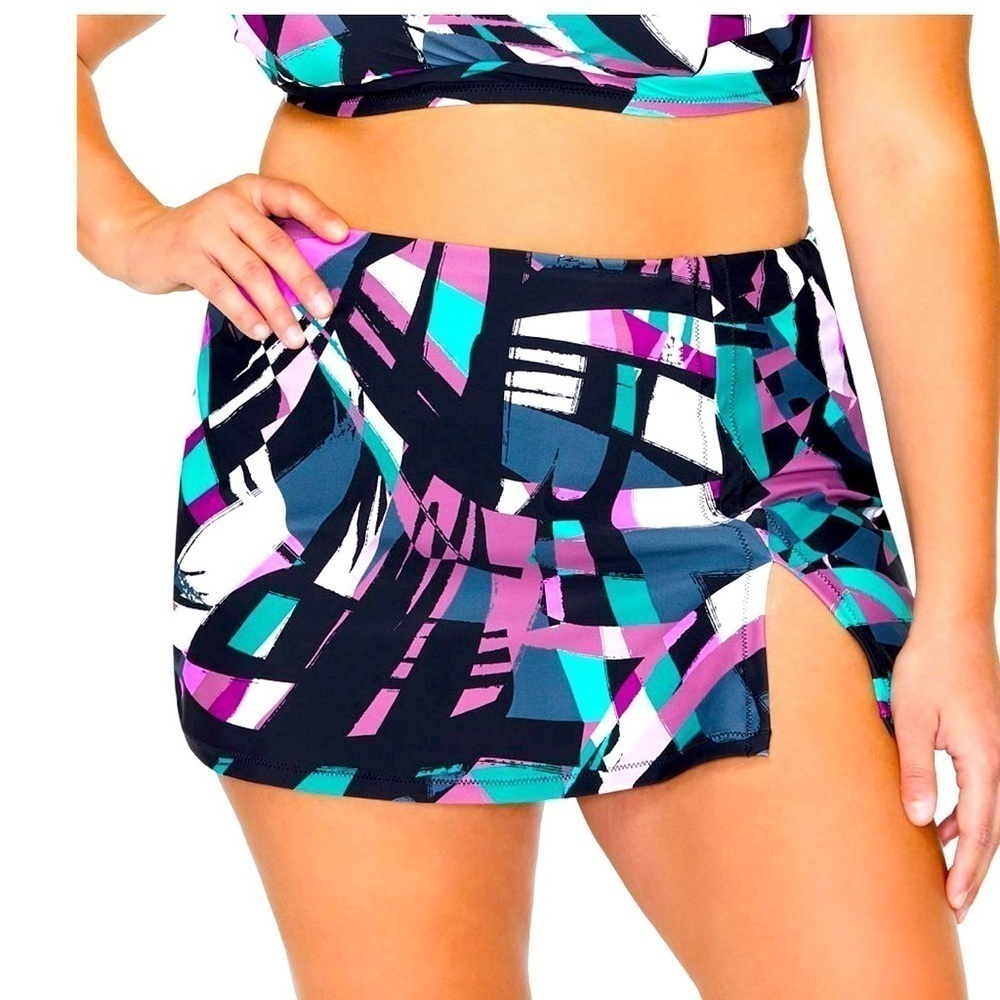 Raisins Curve Plus Size Stir it Up Peru Skirt Swim Bottom 22W